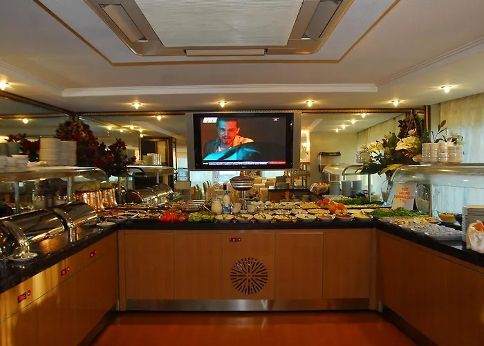 Erten فندق أضنه