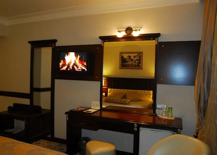 Erten فندق أضنه